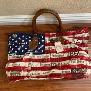 DEMDACO Studio Americana Weekender NWT